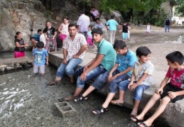 Bunalan suya koştu 