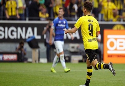 Bundesliga'da 20 Türk asıllı futbolcu boy gösteriyor