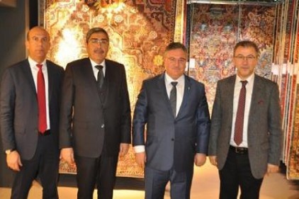 Bürokrasi ve siyaset dünyasından Domotex Hannover&#8217;e çıkarma 
