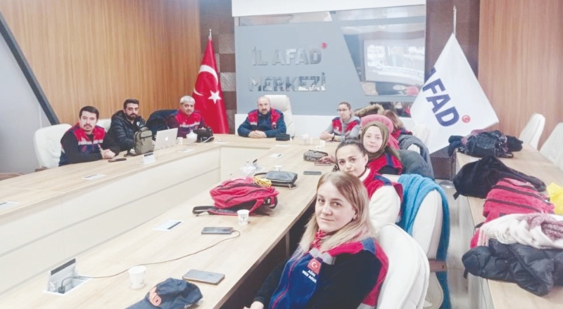 Bursa Büyükşehir Belediyesi, Gaziantep’e 15 iş makinesi ile 50 personel gönderdi