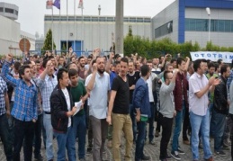 Bursa'da bir fabrika daha işçiler iş bıraktı