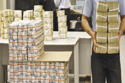 Bütçe 8 ayda 231 milyon lira fazla verdi