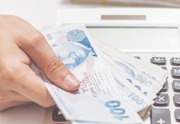 Bütçe açığını kapatmak için öğrencilere zam