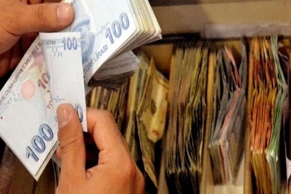 Bütçe Nisan ayında fazla verdi