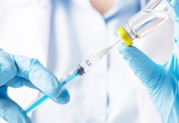 Bütün futbolcular bir ay içinde aşılanacak