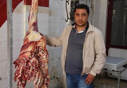 Büyük ve küçük baş hayvanbüyük stokçuların elinde