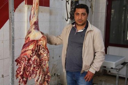 Büyük ve küçük baş hayvanbüyük stokçuların elinde