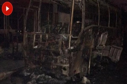 Büyükçekmece&#8217;de otobüs alev alev yandı