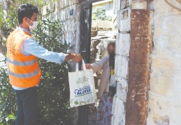 Büyükşehir 5 bin aile ile bayram sevincini paylaştı