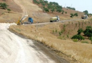 Büyükşehir, Araban'da yol yapıyor