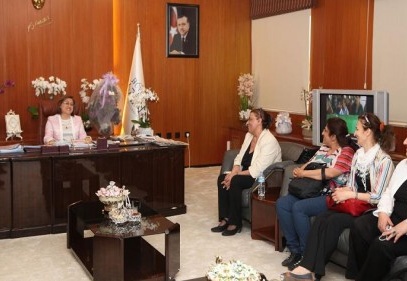 Büyükşehir Belediye Başkanlığına seçilen Fatma Şahin’e kadınlardan büyük ilgi var