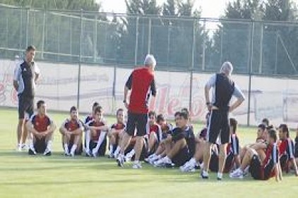 Büyükşehir Belediye spor ilk maçını Çaykur Rize spor ile oynayacak