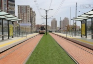 Büyükşehir Belediyesi, tramvay duruklarını uzatıyor