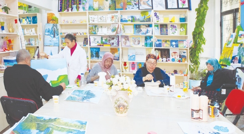 Kişiye özel eğitimler verilerek, boş zamanlar nitelikli bir hale getiriliyor