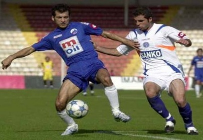 Büyükşehir Belediyespor, 16 futbolcusuyla yeni sezon için anlaştı
