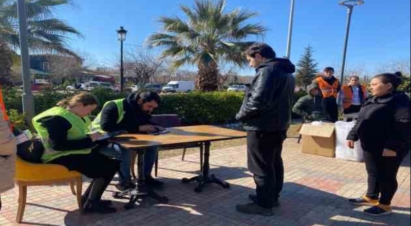 Büyükşehir, e-devlet hasar tespit sonuçları için bilgilendirme masaları kurdu