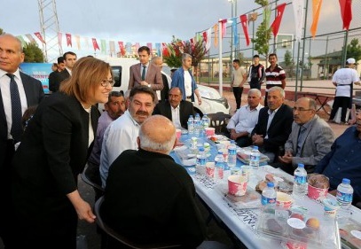 Büyükşehir ekibi, iftar için Karkamış’taydı