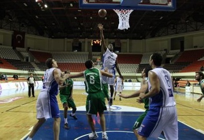 Büyükşehir evinde galip