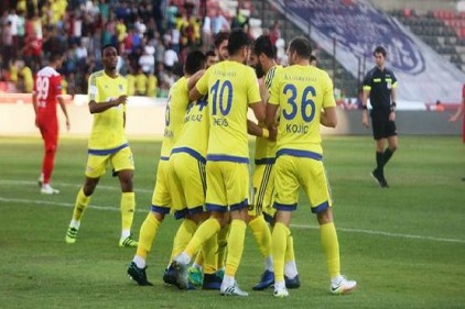 Büyükşehir Gaziantepspor ilk yarıda taraftarlarını üzdü 