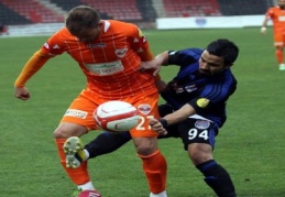 Büyükşehir i1-1 berabere kaldı