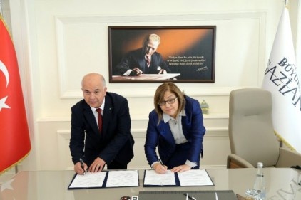 Büyükşehir, ilçelerdeki vahşi çöp depolama alanlarını rehabilite edecek