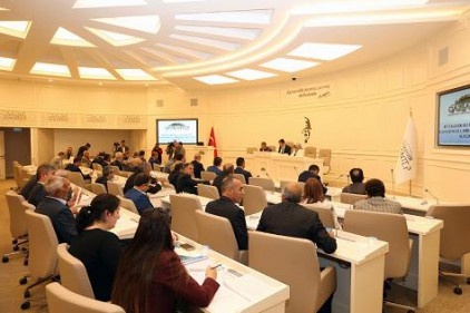 Büyükşehir meclisi&#8217;nde 61 madde görüşüldü