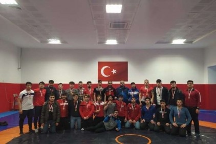 Büyükşehir sporcuları 14 madalya kazandı