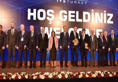 Büyükşehir, “Ulaşımda Aklın Yolu Belediyecilik Ödülü” aldı
