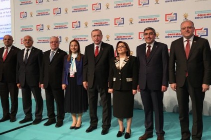 Büyükşehir&#8217;de Fatma Şahin ile devam