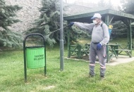 Büyükşehire ait park, bahçe ve mesire alanları ilaçlanıyor