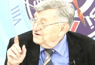 Büyüme için yapılan her hamle döviz krizi yaratacak