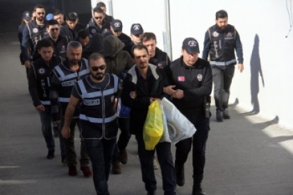 ByLock&#039;tan FETÖ üyelerine "etkinlik pişmanlıktan faydalanın" talimatı 