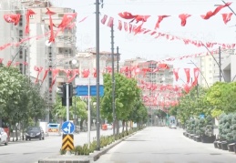 Cadde ve sokaklar boştu