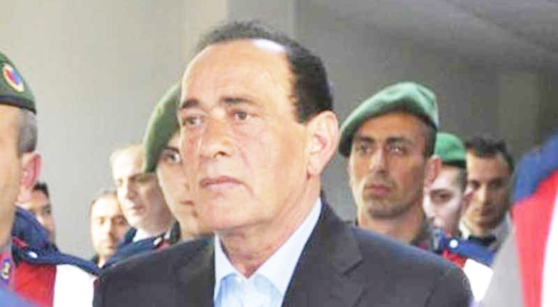 Çakıcı, Bulu'ya sahip çıktı: Sakın istifa etmeyin