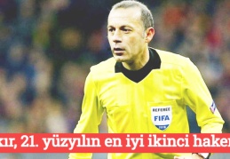 Çakır, 21. yüzyılın en iyi ikinci hakemi