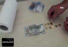 Çaldığı altınları tuvalet kağıdına saklamış