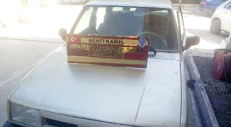 Çaldıkları araçla gezen 3 kafadar polise yakalandı