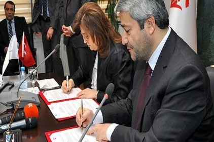 Çalışan kadınının yaşamını kolaylaştırmamız lazım&#8232;