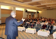 Çalışma yaşamını iş ortamı ile sınırlı görmemek gerek