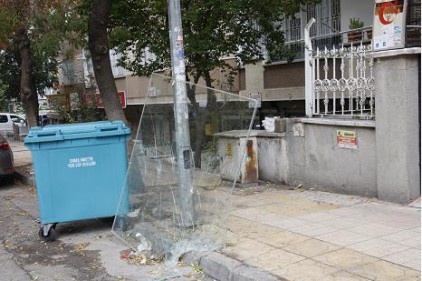 Cam birisinin başına düşse ne olacak