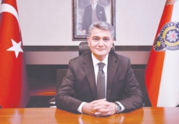 Furkan Vakfı’nın cami eyleminin ardından Emniyet Müdürü Zeybek emekliliğini istedi