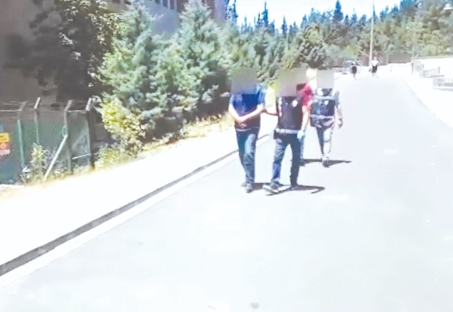 Camiden bakır çalan hırsız yakalandı