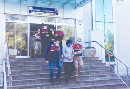 Canavarca hislerle öldürüpbaşında ölmesini beklemişler