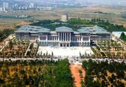 Candan: Kaçak saray katmerli kaçak hale geldi