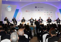 Capital Dergisi’nin, Bursa Valiliği ile birlikte düzenlediği Uludağ Ekonomi Zirvesi başladı.