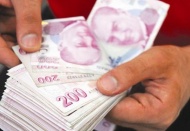Cari açık azaldı