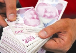 Cari açık azaldı