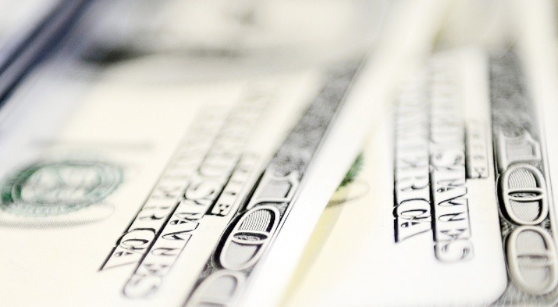 Cari denge 2,36 milyar dolar açık verdi