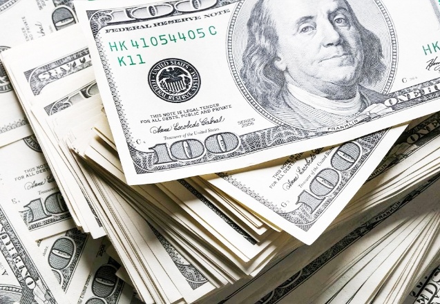 Cari denge, 2,68 milyar dolar açık verdi