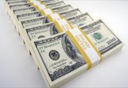 Cari işlemler açığı, bir önceki yılın Ağustos ayına göre 171 milyon dolar azalarak 1 milyar 237 milyon dolar olarak gerç